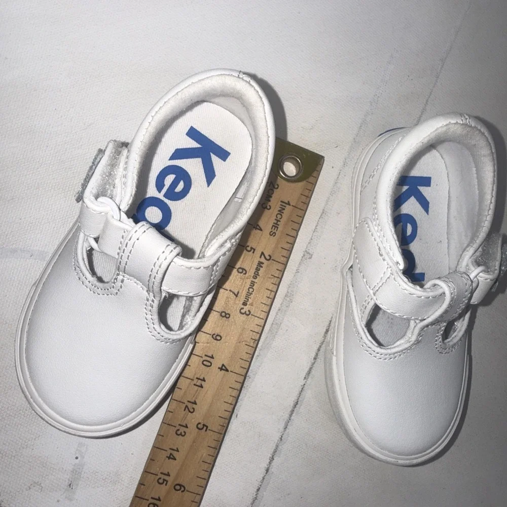 Keds Toddler Size 5 Daphne T-Strap Classic White Leather Mary Jane Girls Walking